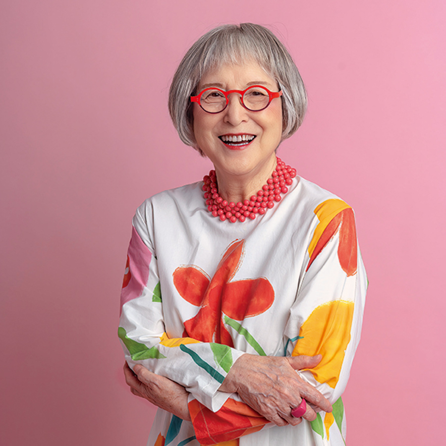 野栄子（かどの えいこ）