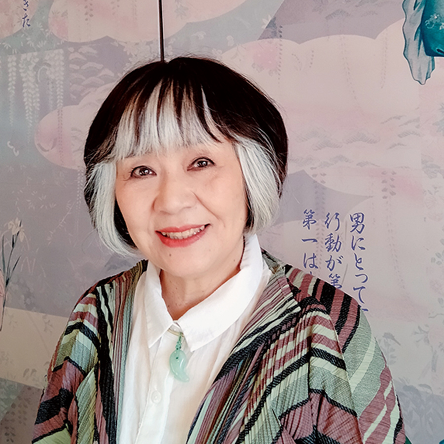 里中満智子（さとなか まちこ）